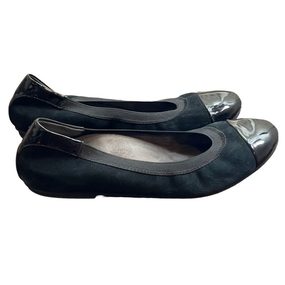 Vionic Tiegan Flats Womens Size 7 Suede Leather Black Patent Cap Toe Sli… - Picture 2 of 4